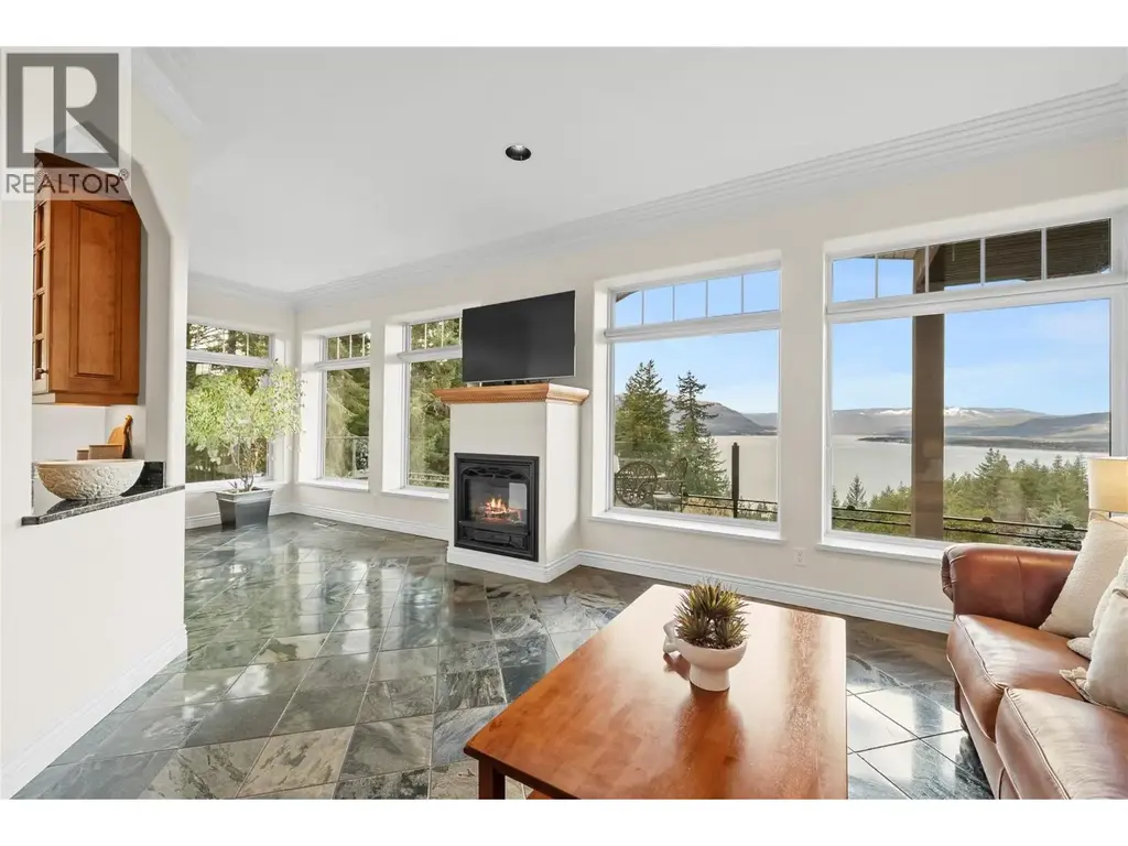 3676 Mcbride Road, Blind Bay